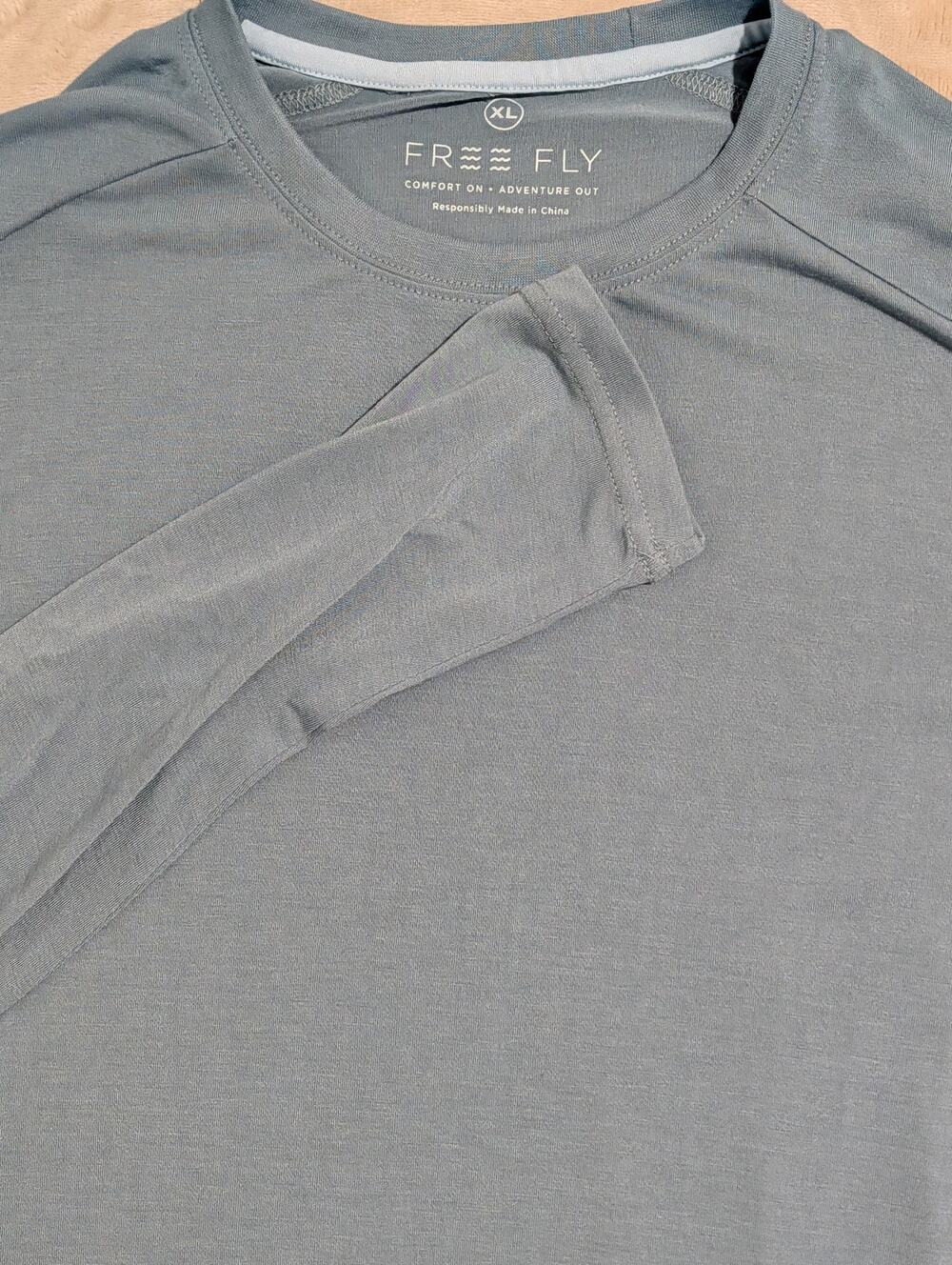 Free Fly Mens XL Bamboo Lightweight Long Sleeve Shirt Blue Gray Sun Crewneck Tee